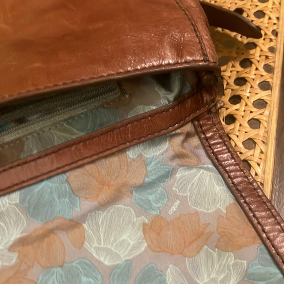 HOBO crossbody purse - Picture 3 of 17